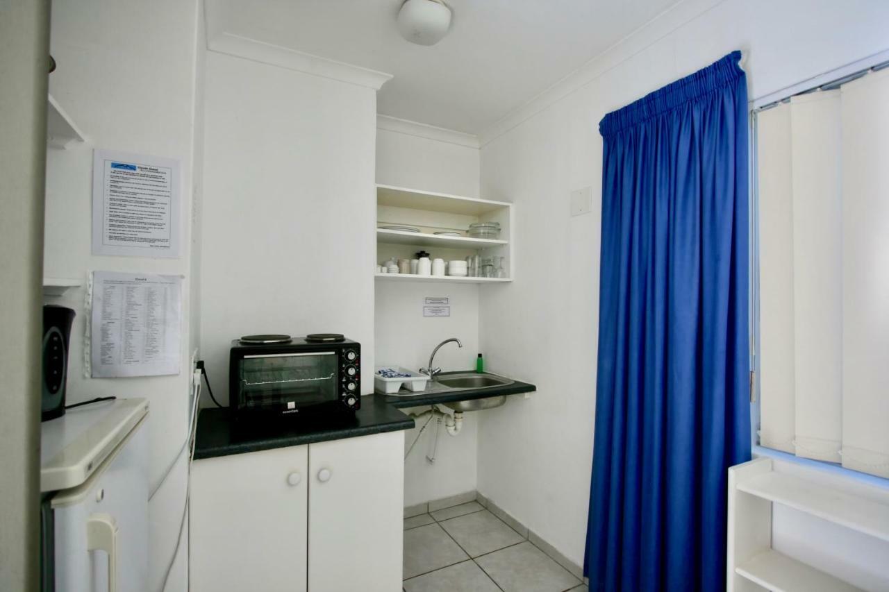 Clouds Guest House Durbanville Exterior photo